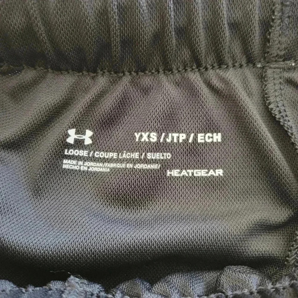 Under Armour Girls Play Up Solid Shorts Black Size XS - Picture 3 of 3